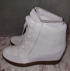 SOREL Out N About Wedge - Sea Salt - Women Size 8